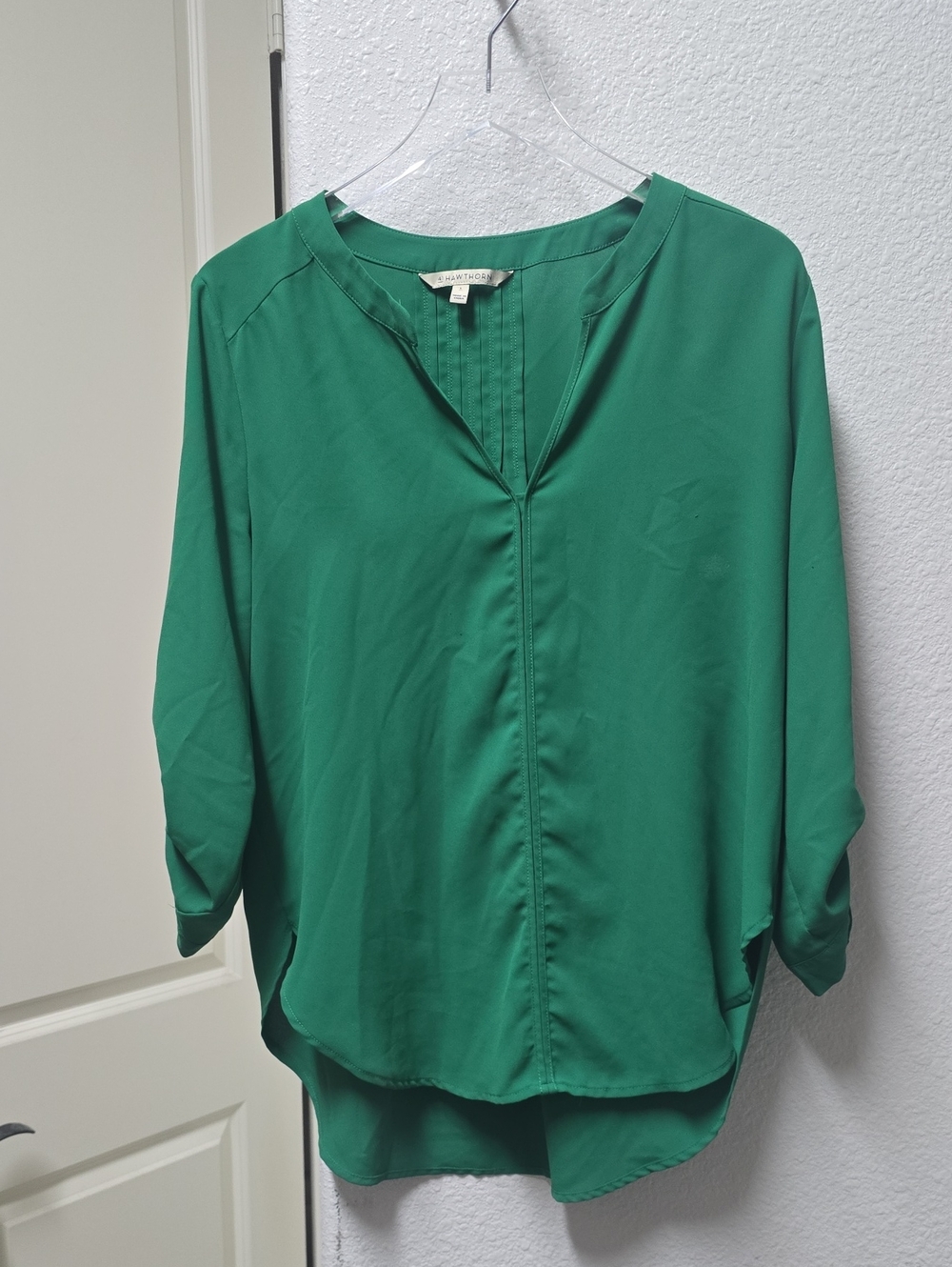 41 Hawthorn Green Split V-Neck Blouse
